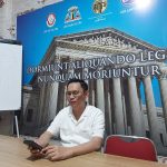 HPPNI Sultra Andri Darmawan menantang Kejati Sultra untuk membidik pemilik saham dalam kasus TPPU blok Mandiodo. (foto : Arsya)